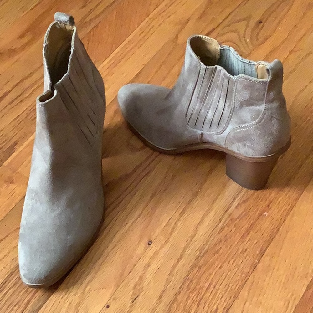 Nine West booties